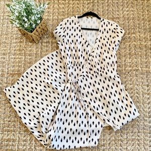Diamond Pattern Black/Cream Wrap Dress